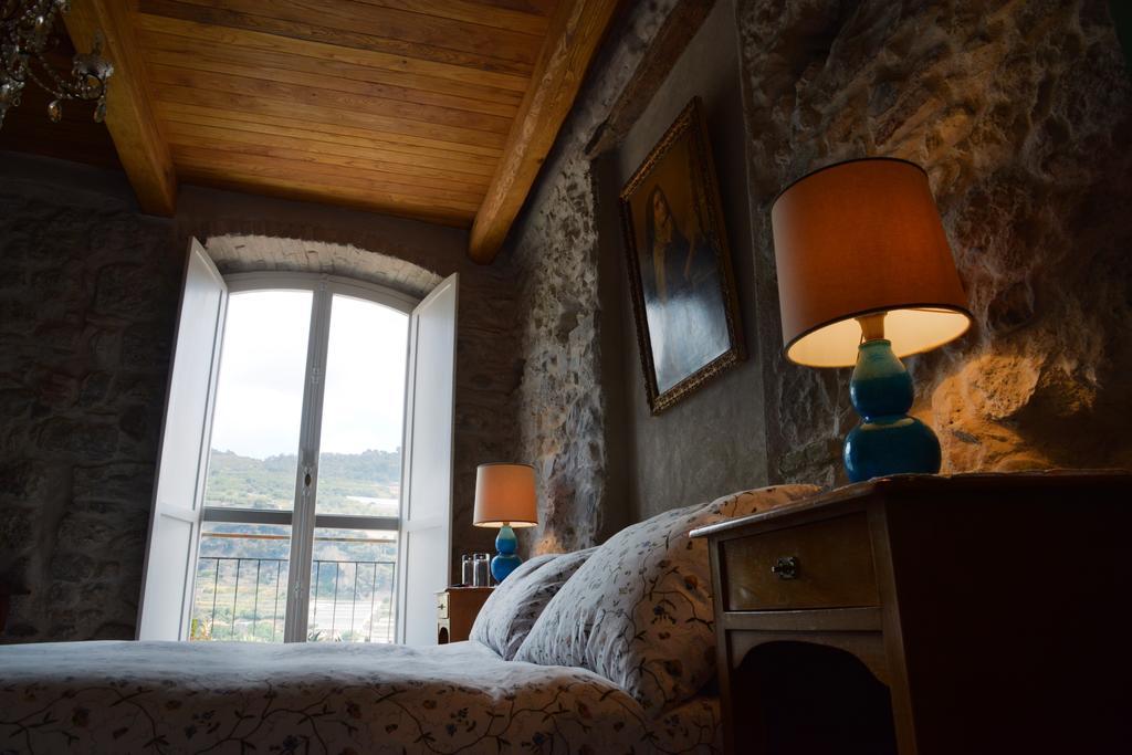 La Terrazza Di Vico Olivi B&B Ventimiglia Cameră foto